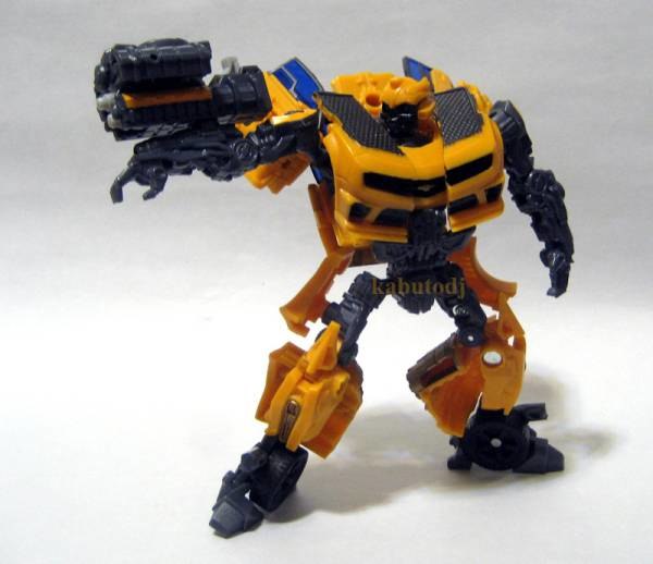 Nitro Bumblebee Transformers Dark Of The Moon  (2 of 3)